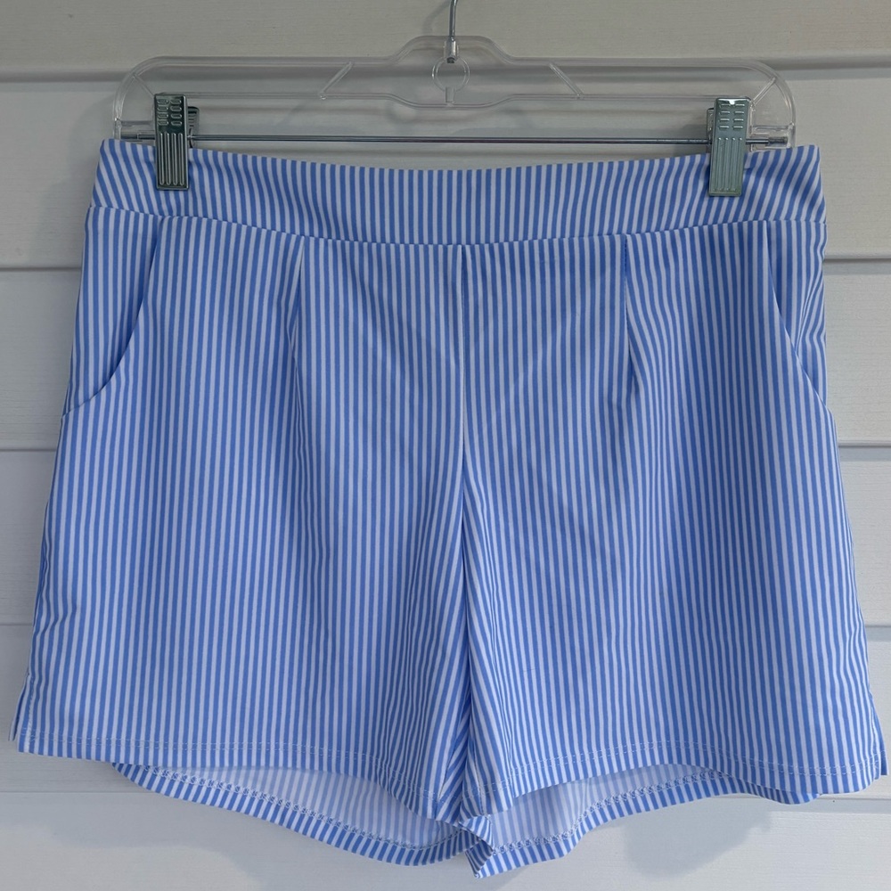 Jude Connally Blue & White Striped High-Waist Shorts Jude Fabric Small Pockets